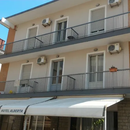 Alberta Hotel 3*