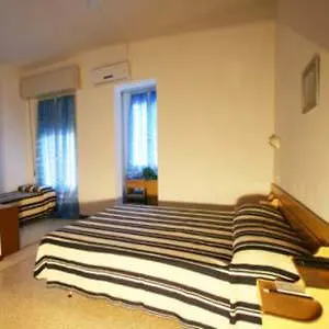 Alberta Hotel